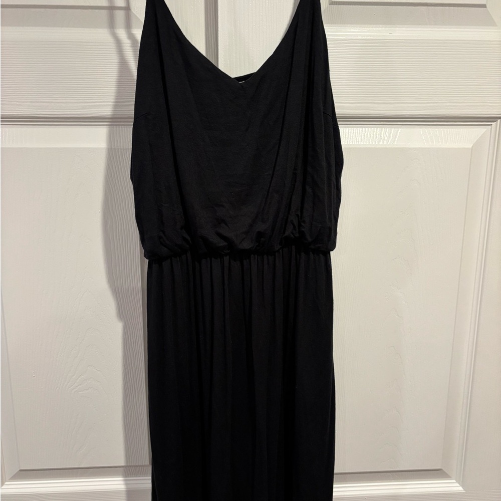 Cotton Black gap Dress. Falls above the knee.